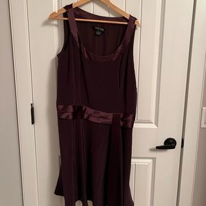 Gorgeous sleeveless brown dress